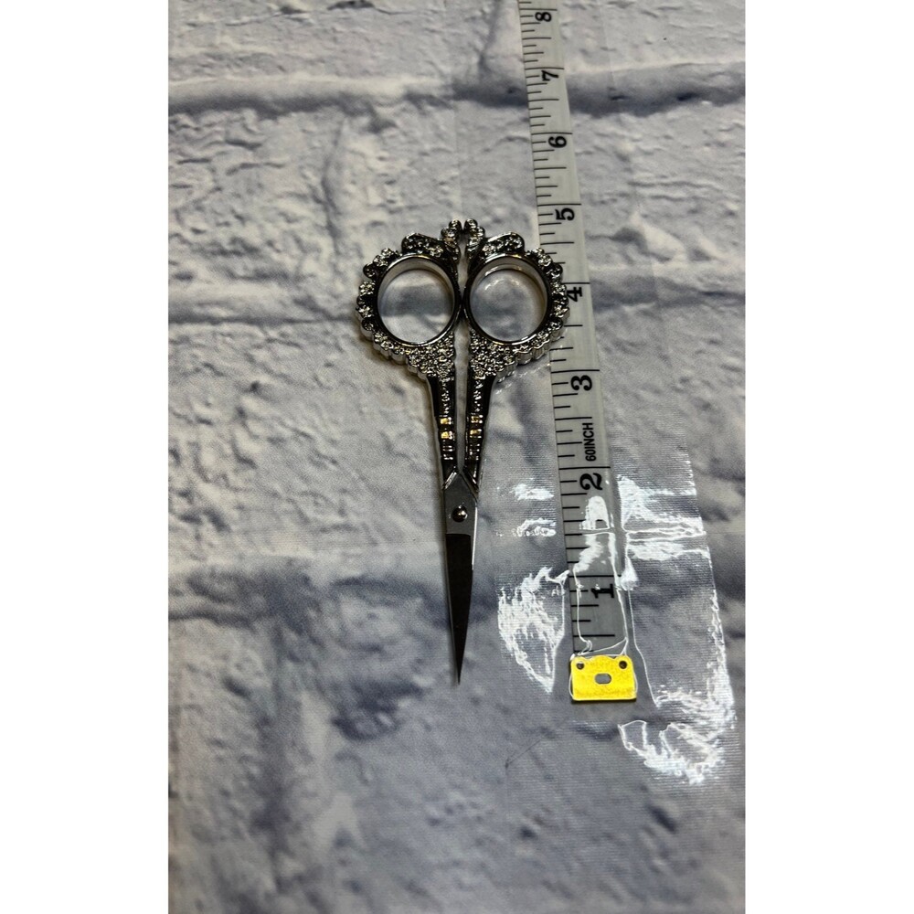 Embroidery Scissors - Picture 2 of 7